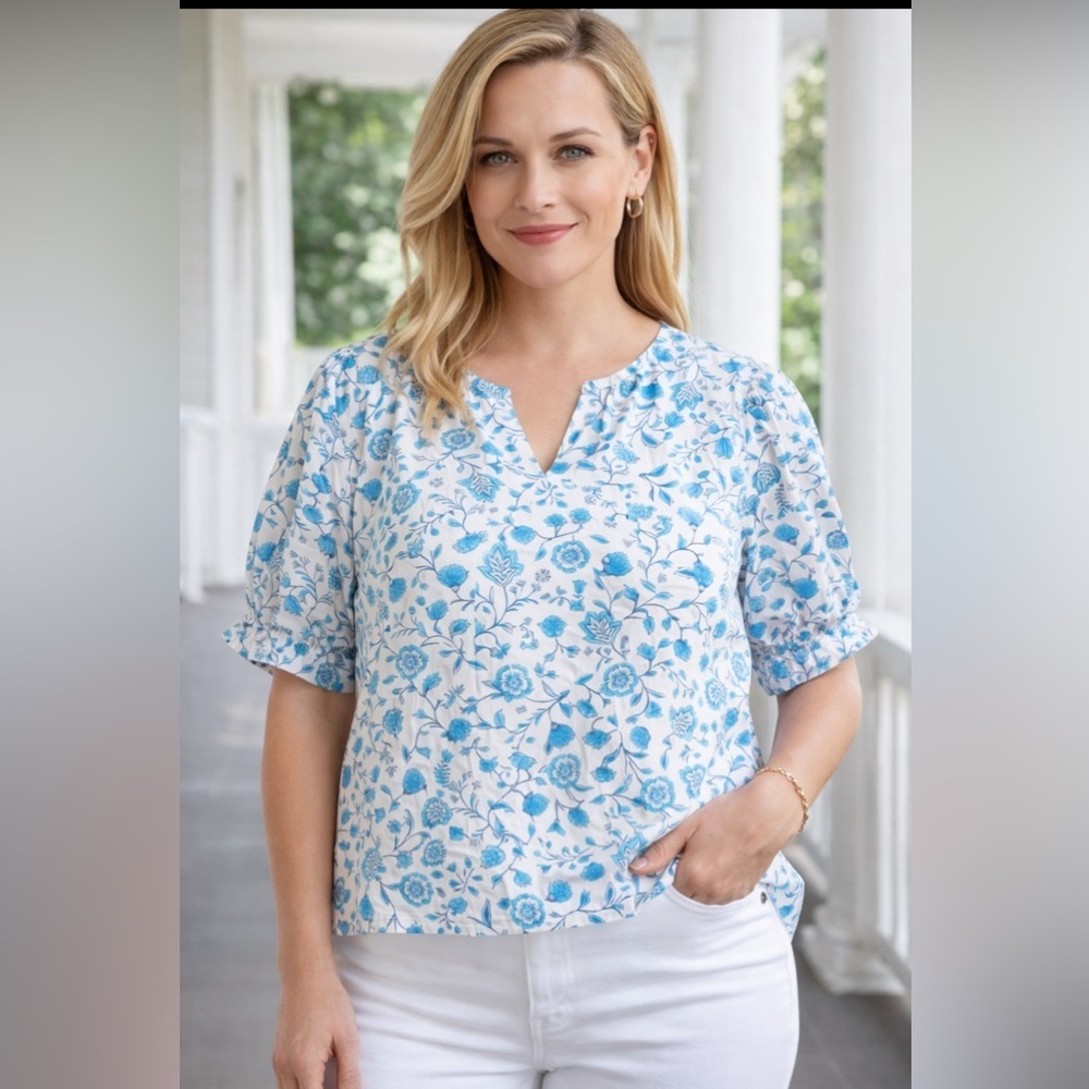 Draper James Floral Top Blouse Blue White Cottage ore Puff Sleeve Size Large NWT